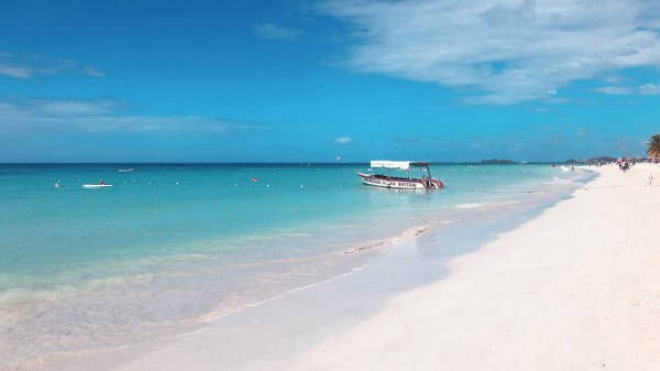 Official Negril Beach Club Resort website - Negril Jamaica